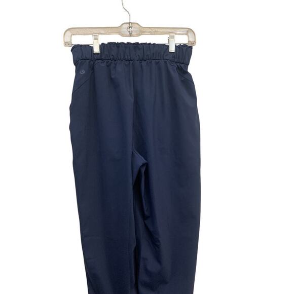 Lululemon Keep Moving Pant True Navy sz 4 - Picture 5 of 9
